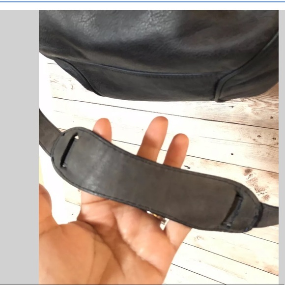 Vanessa Bruno Lune Leather Satchel Crossbody - Picture 8 of 11